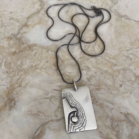 925 Sterling Silver Handcrafted Double Sided Abstract Pendant Necklace - Picture 2 of 9